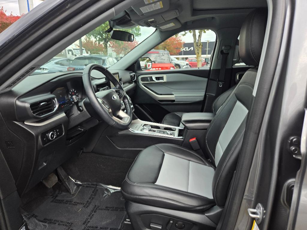 used 2023 Ford Explorer car, priced at $31,999