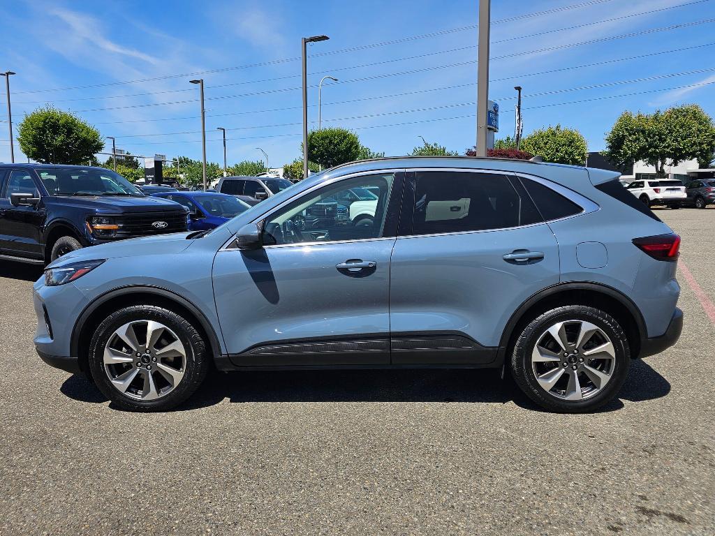 used 2023 Ford Escape car, priced at $25,071