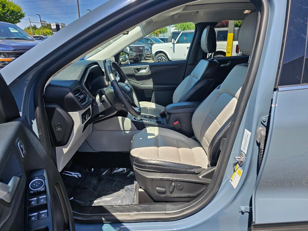 used 2023 Ford Escape car, priced at $25,071