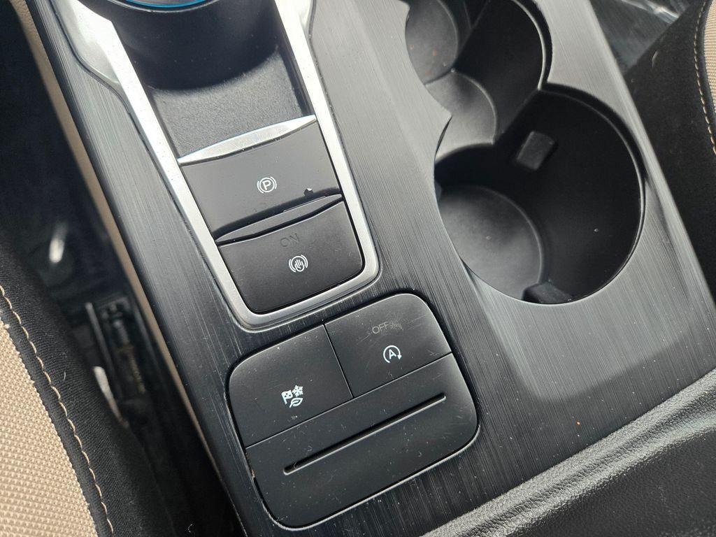 used 2022 Ford Escape car, priced at $19,999