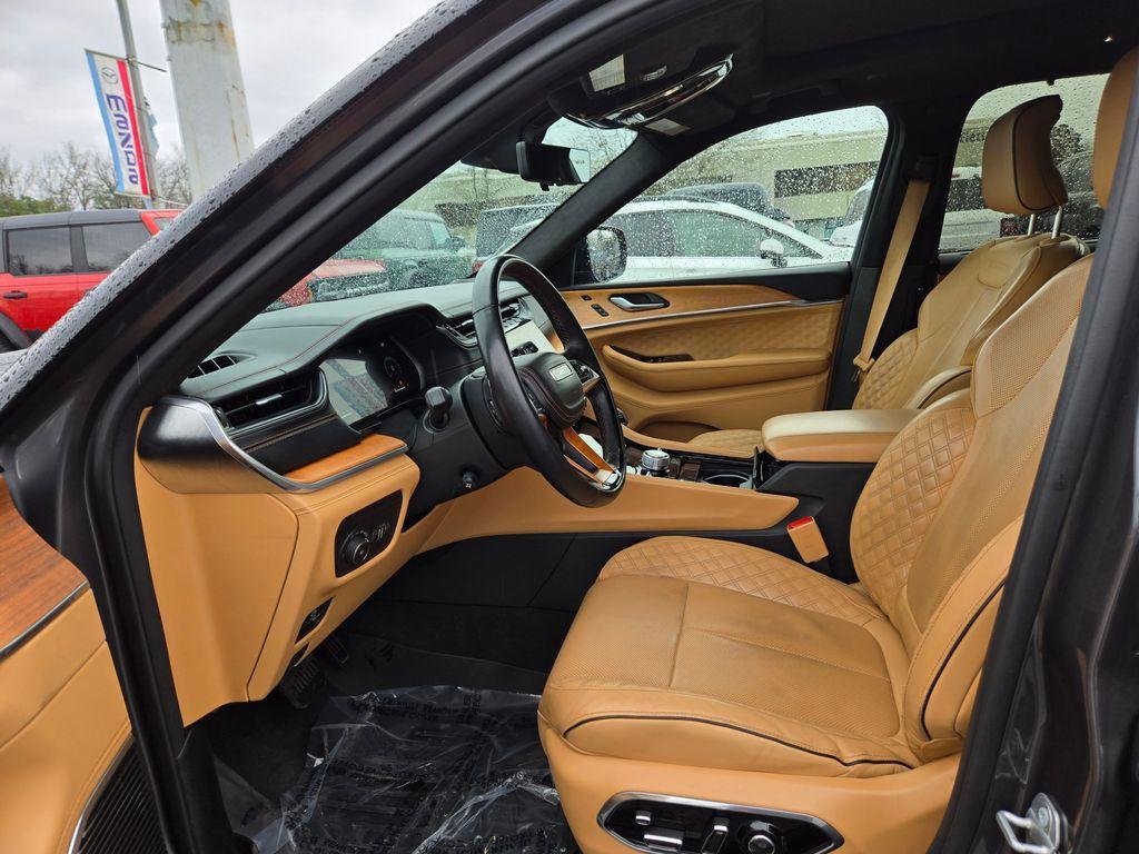 used 2021 Jeep Grand Cherokee L car, priced at $34,991