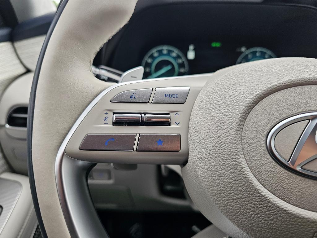used 2025 Hyundai Palisade car, priced at $45,971