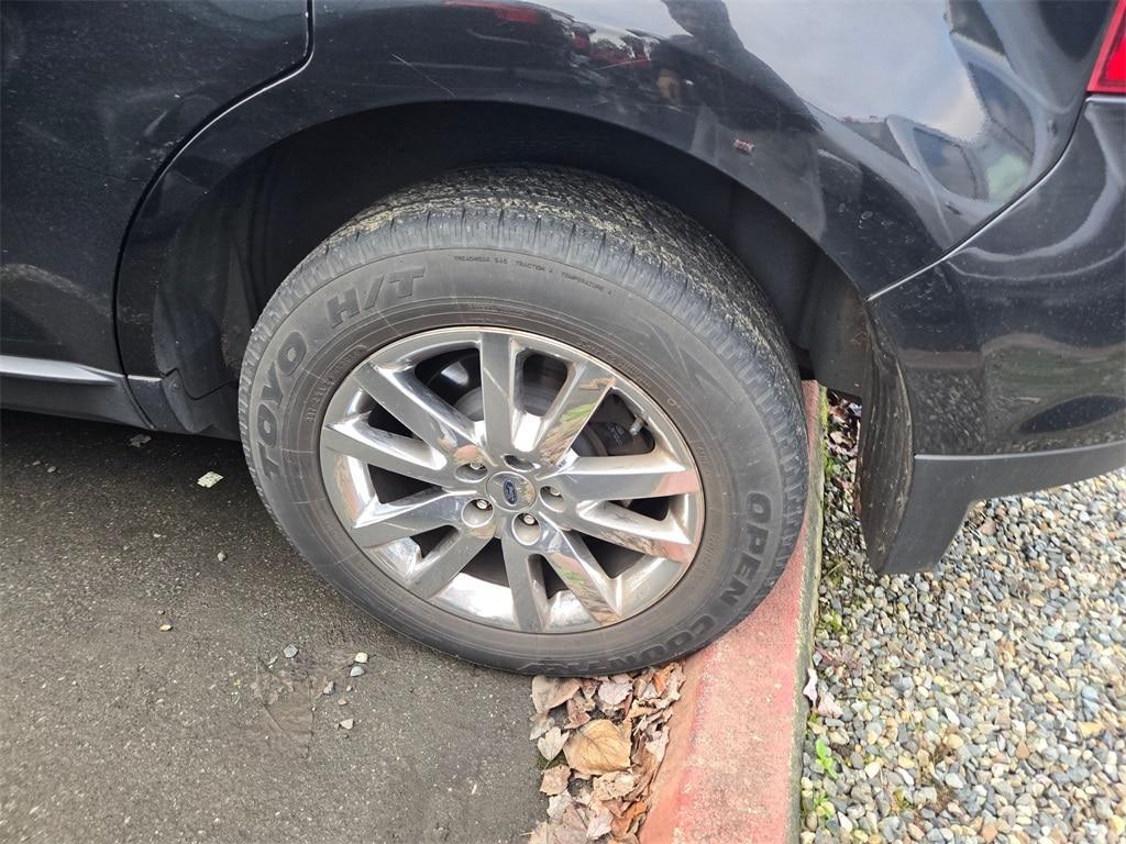 used 2014 Ford Edge car, priced at $9,999