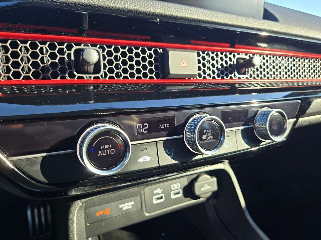 used 2022 Honda Civic Si car, priced at $29,999