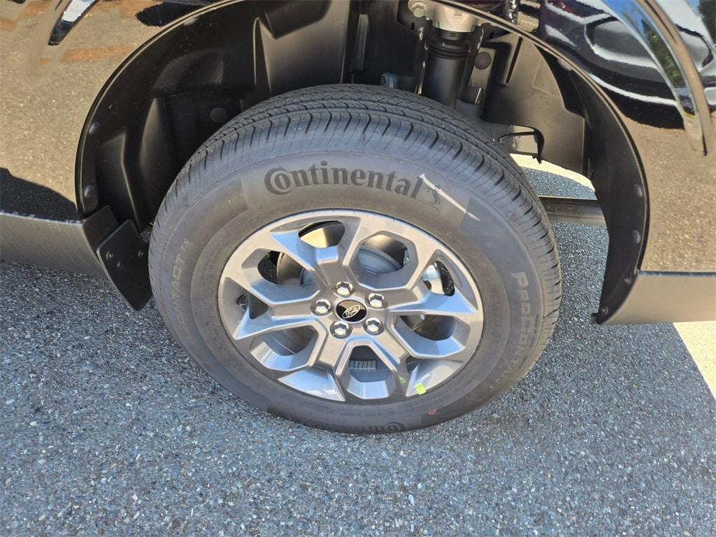 new 2025 Ford Maverick car, priced at $30,230