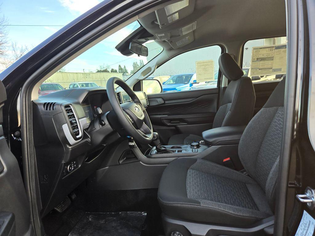 new 2025 Ford Ranger car, priced at $32,825