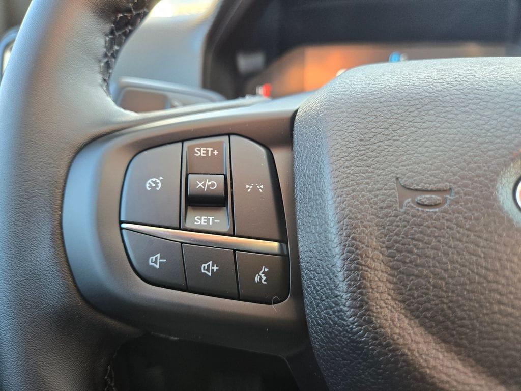 new 2025 Ford Ranger car, priced at $33,600