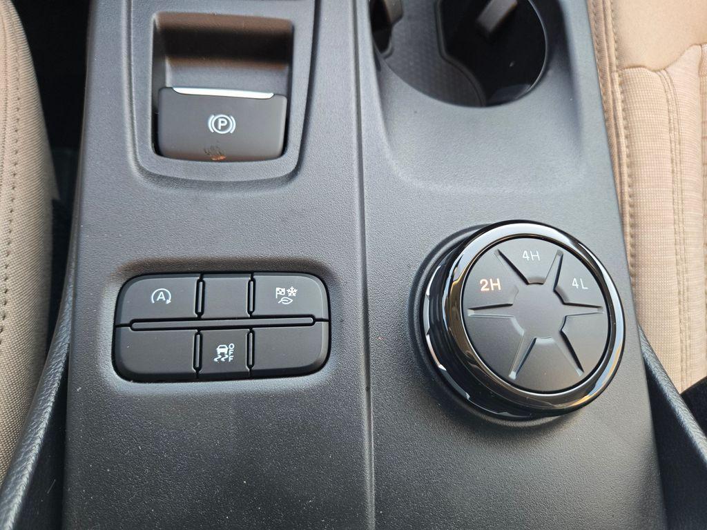 new 2025 Ford Ranger car, priced at $33,600