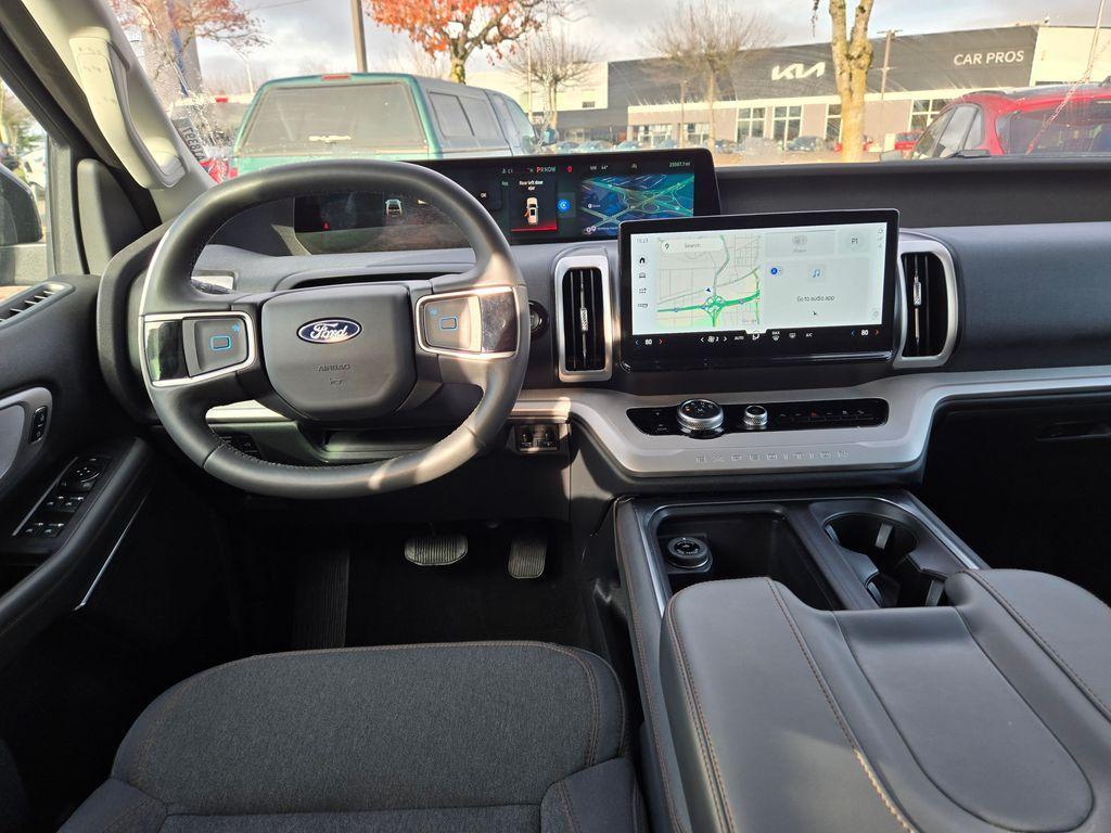 used 2025 Ford Expedition Max car, priced at $60,991