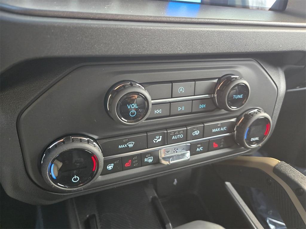 new 2025 Ford Bronco car, priced at $55,550