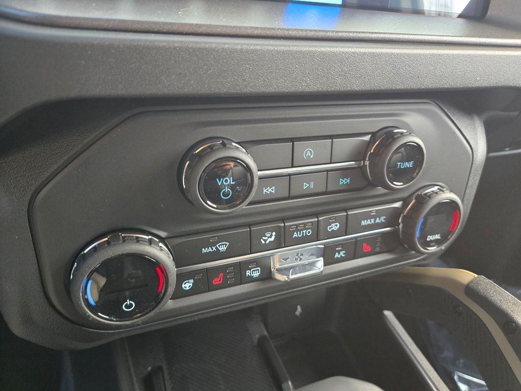 new 2025 Ford Bronco car, priced at $55,550