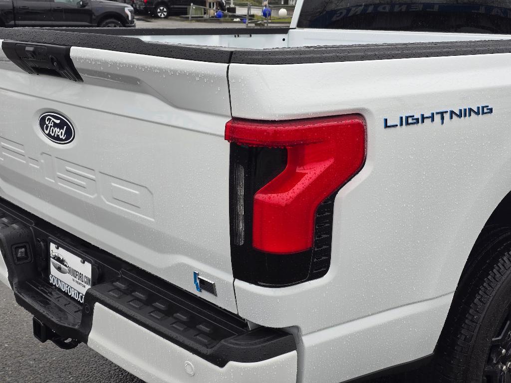 used 2025 Ford F-150 Lightning car