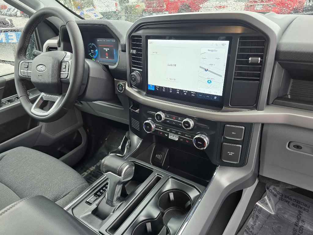 used 2025 Ford F-150 Lightning car