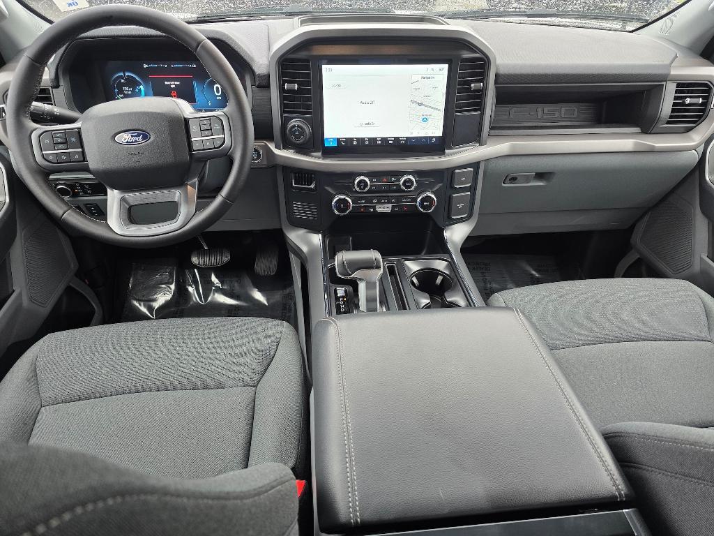 used 2025 Ford F-150 Lightning car