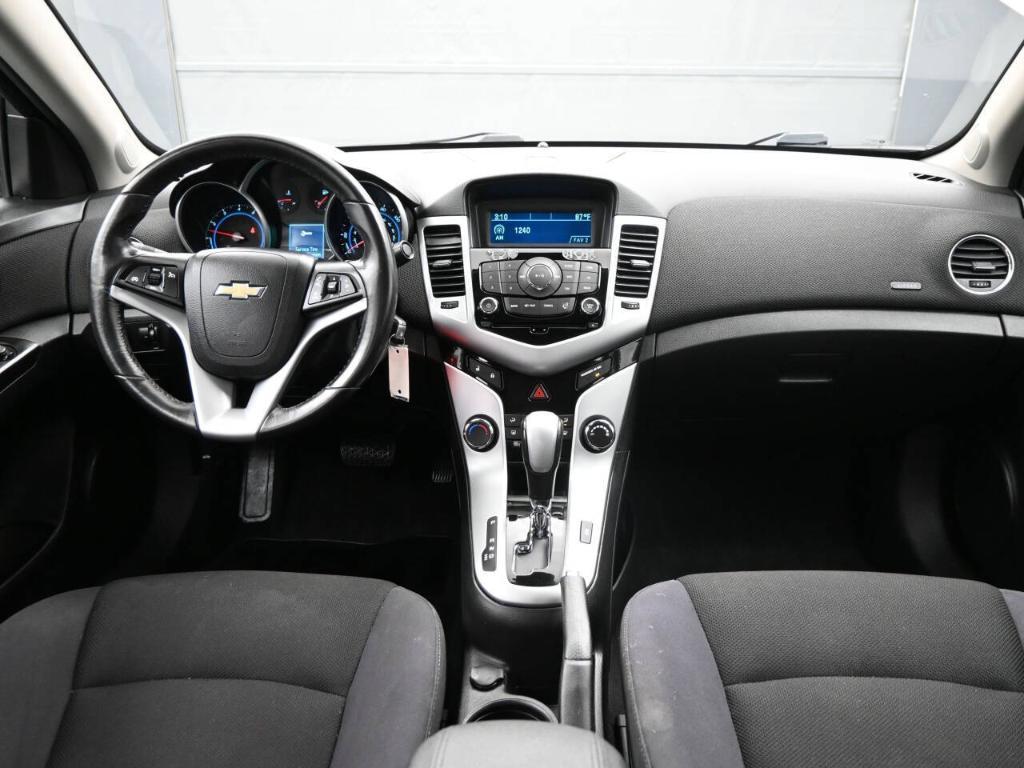 2014 Tan Chevrolet Cruze
