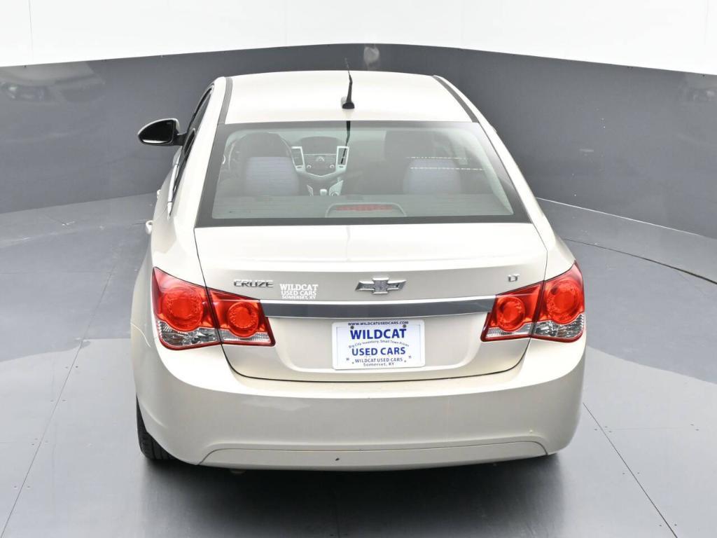 2014 Tan Chevrolet Cruze