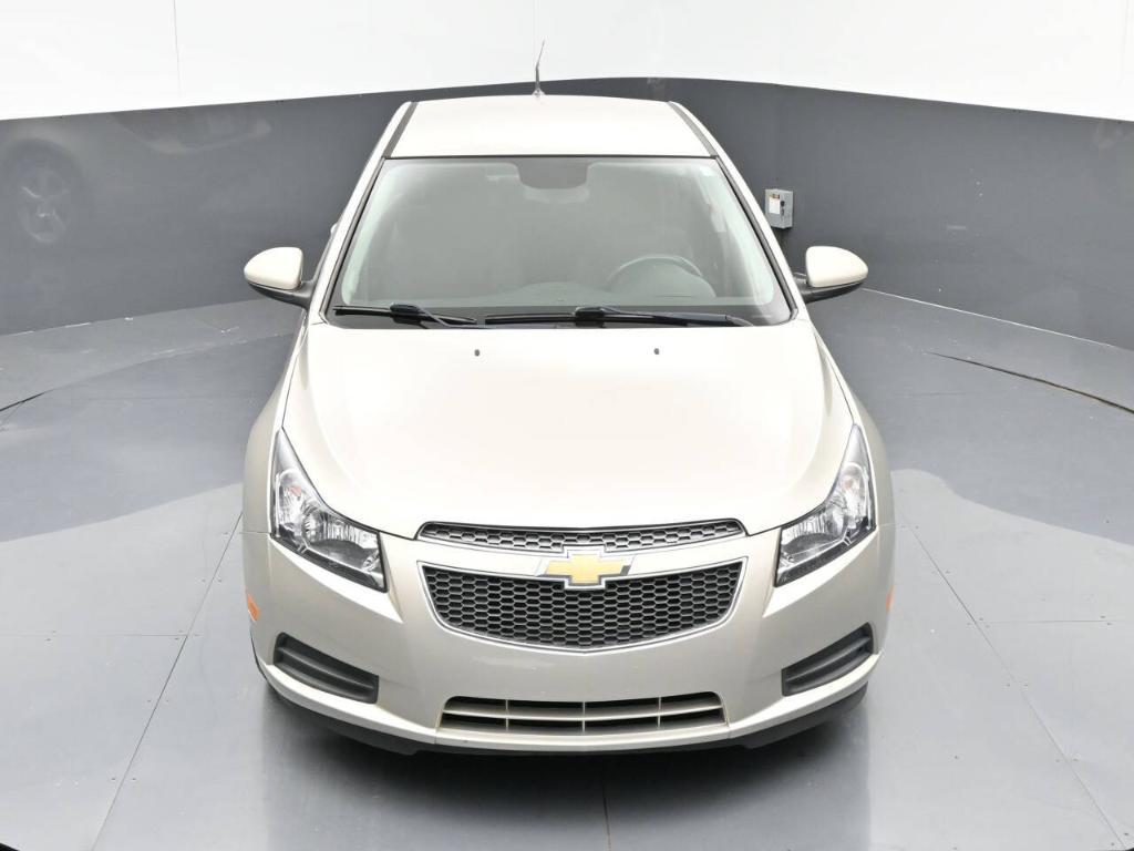 2014 Tan Chevrolet Cruze