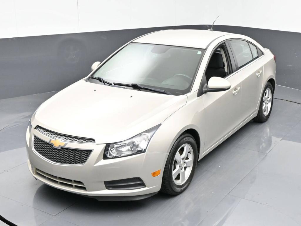 2014 Tan Chevrolet Cruze