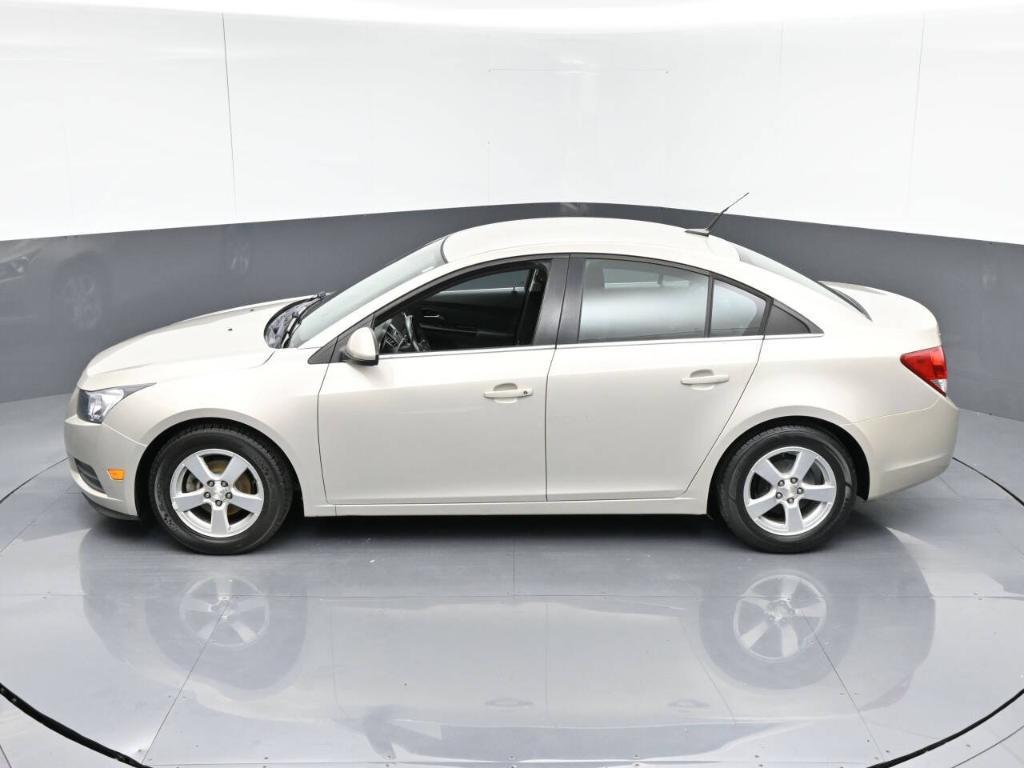 2014 Tan Chevrolet Cruze