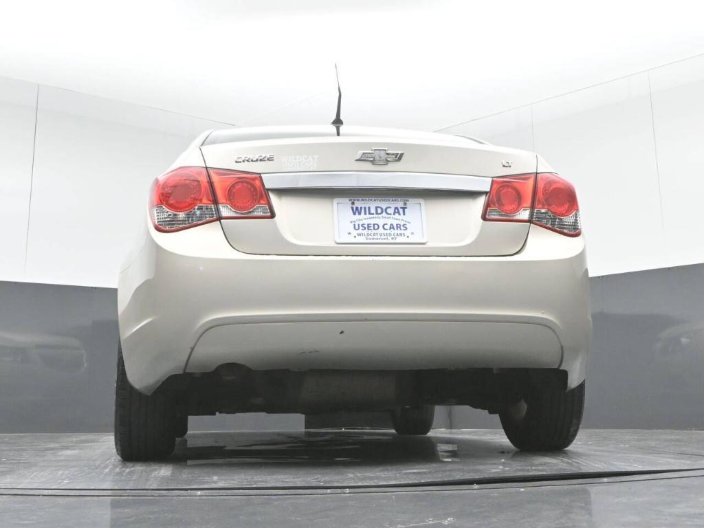 2014 Tan Chevrolet Cruze