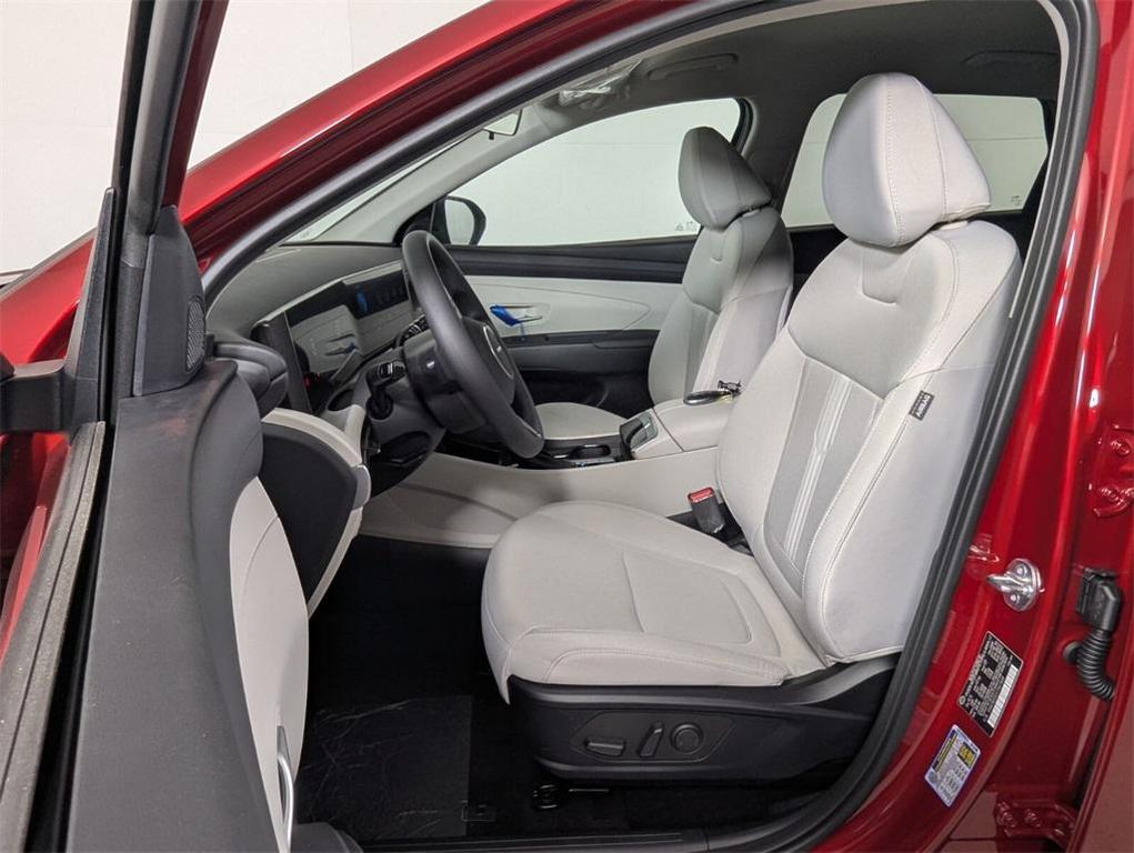 new 2026 Hyundai Tucson car, priced at $31,963