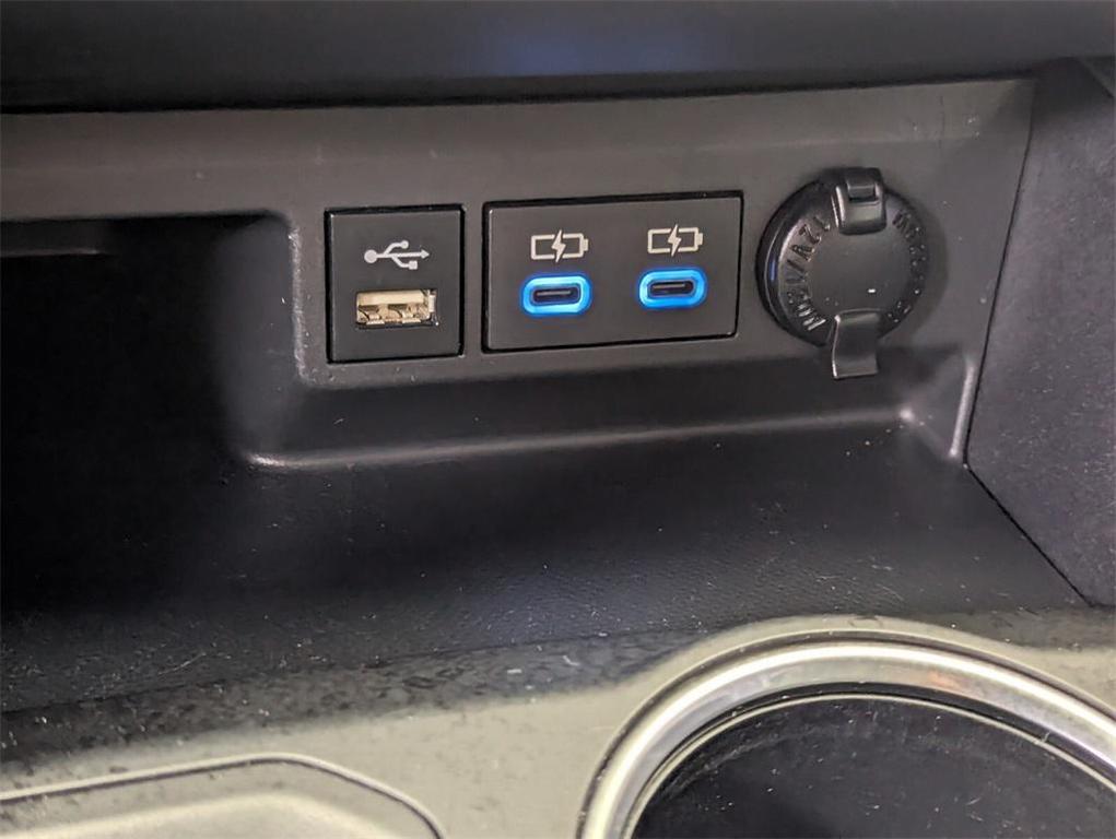 used 2022 Toyota Highlander car, priced at $29,750