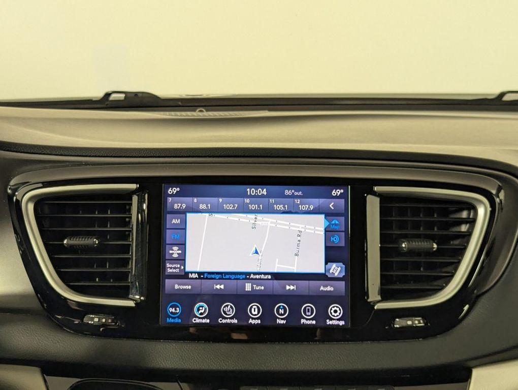 used 2020 Chrysler Pacifica car, priced at $20,776