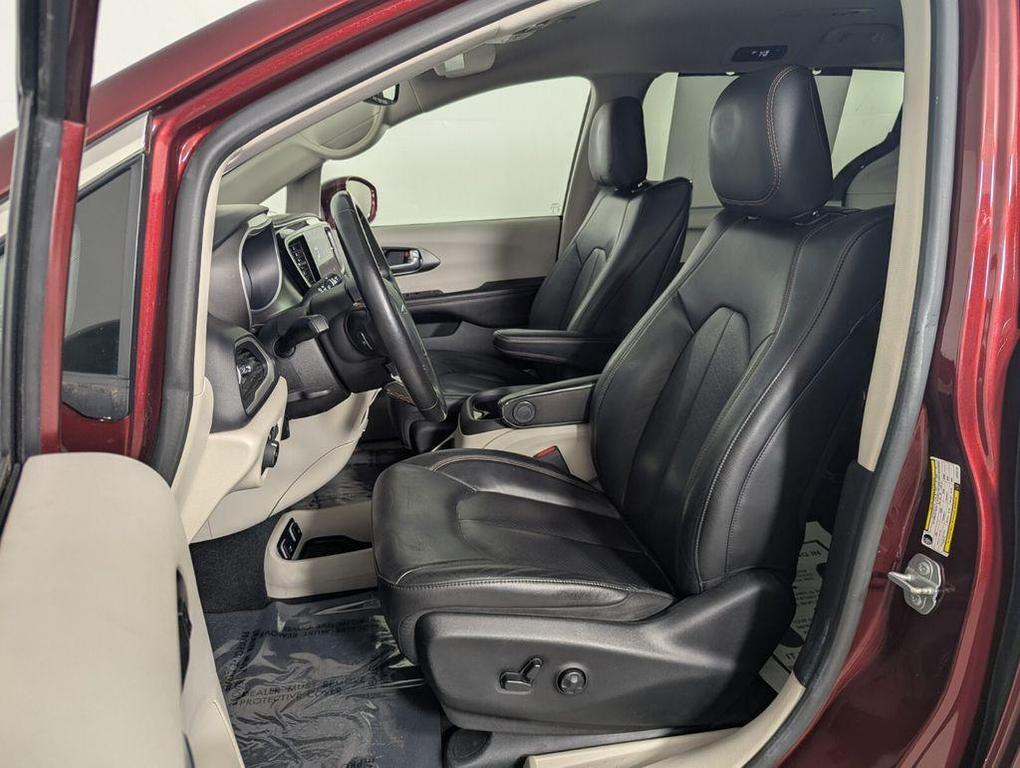 used 2020 Chrysler Pacifica car, priced at $20,776