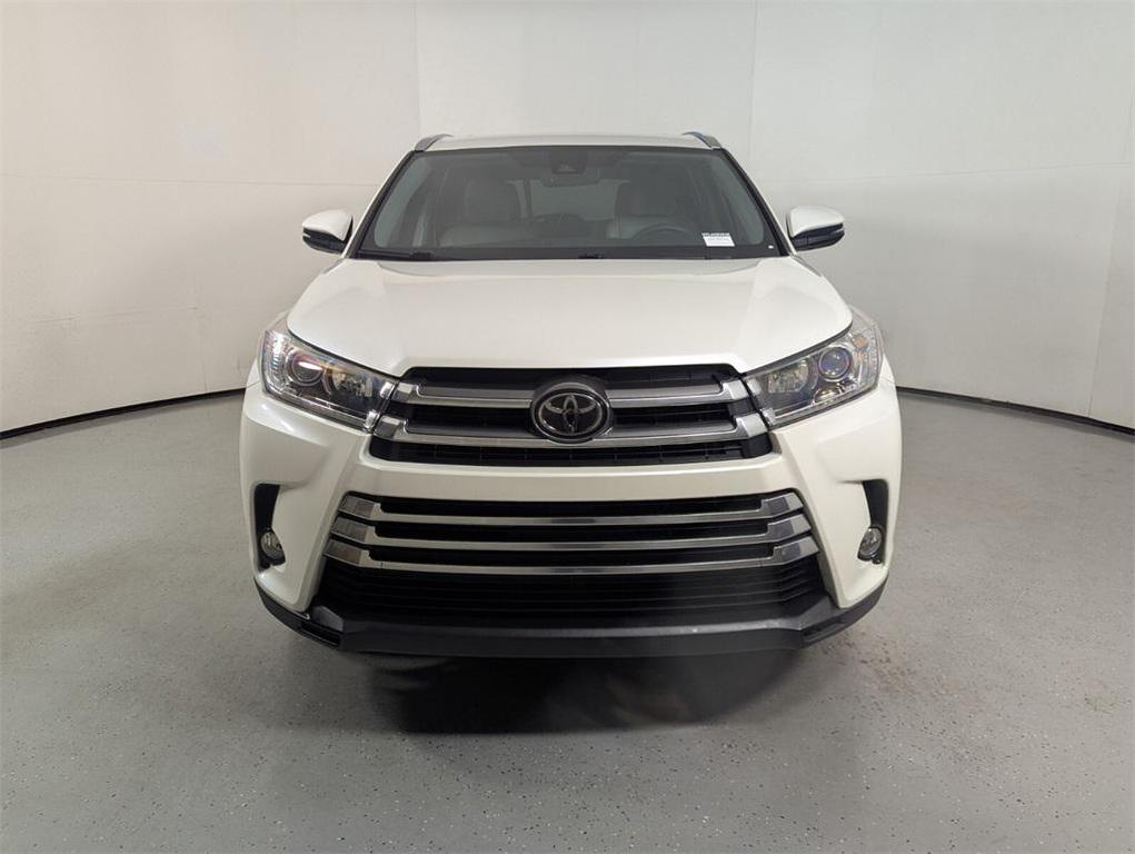 used 2018 Toyota Highlander car, priced at $21,838