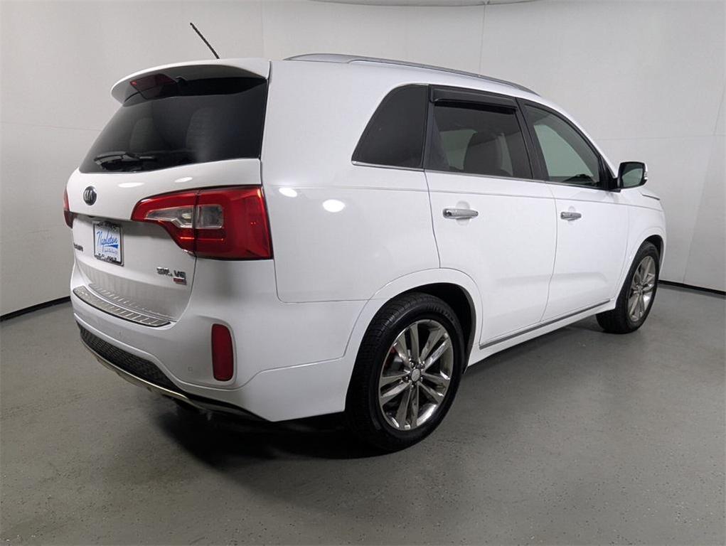 used 2014 Kia Sorento car, priced at $8,000