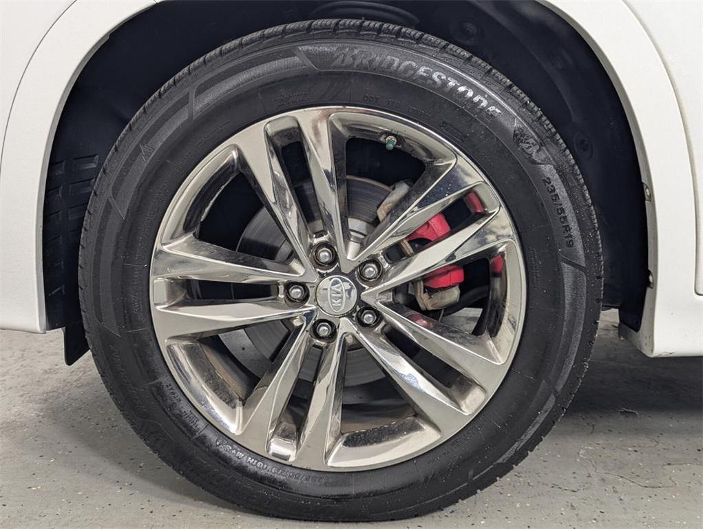 used 2014 Kia Sorento car, priced at $8,000