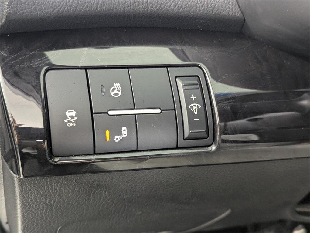 used 2014 Kia Sorento car, priced at $8,000