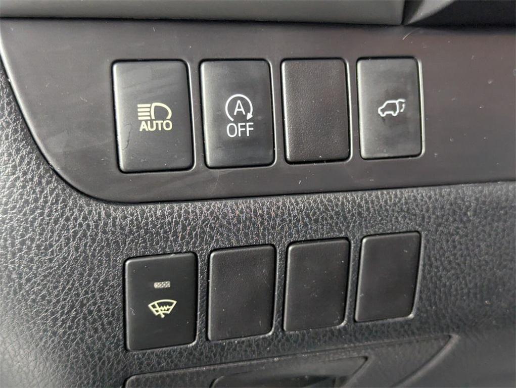 used 2017 Toyota Highlander car, priced at $17,000