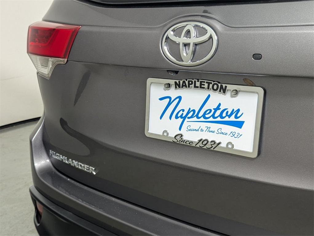 used 2017 Toyota Highlander car, priced at $17,000