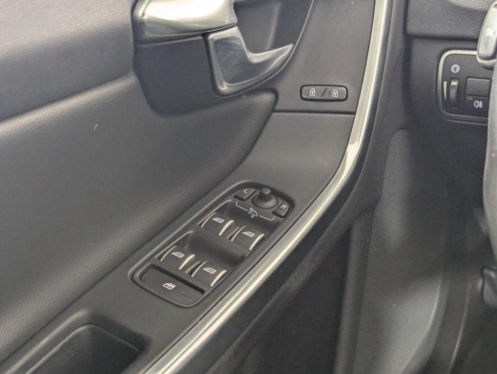 used 2017 Volvo S60 Inscription car, priced at $18,875