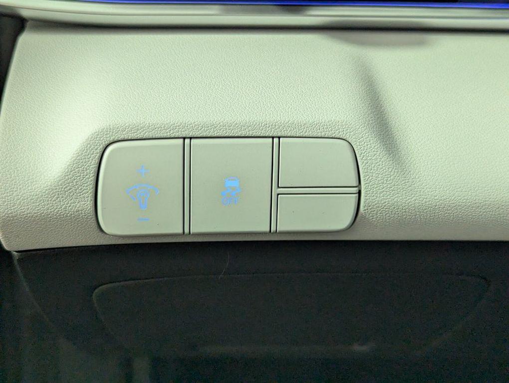 new 2026 Hyundai Elantra car, priced at $27,834