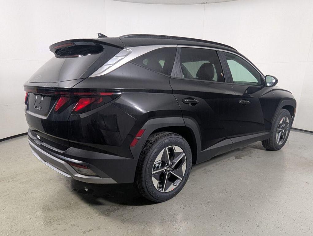 new 2026 Hyundai Tucson car, priced at $31,985