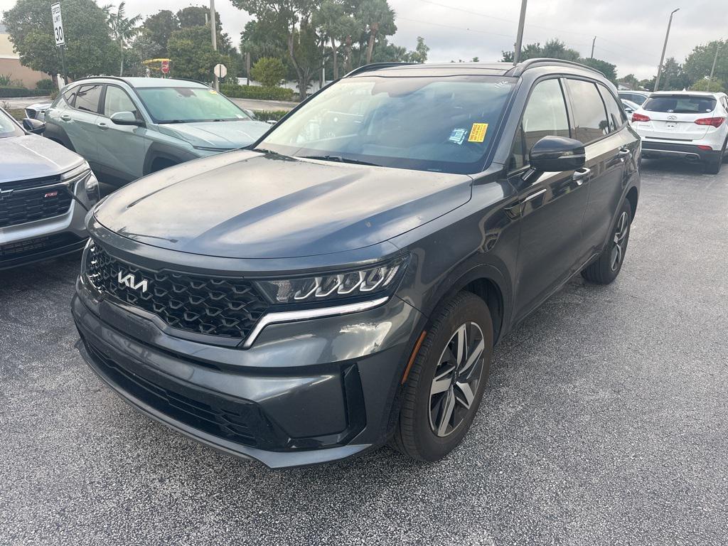 used 2023 Kia Sorento car, priced at $21,899