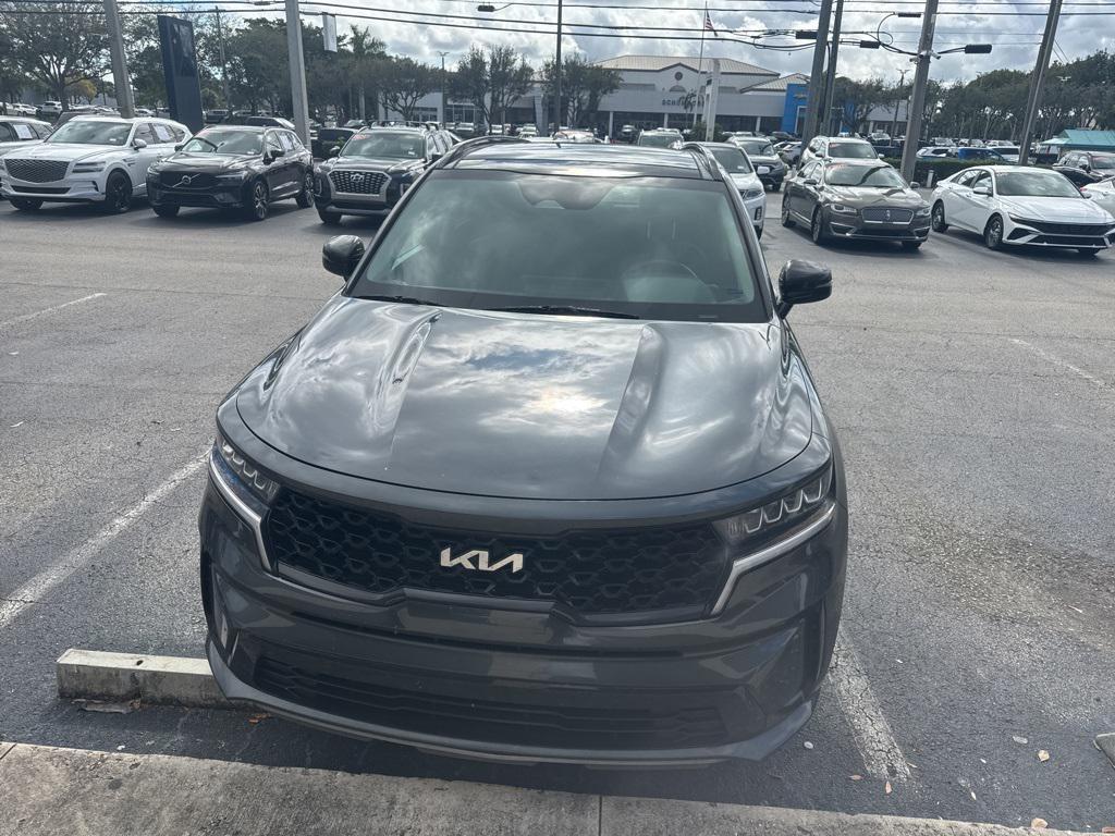 used 2023 Kia Sorento car, priced at $21,899