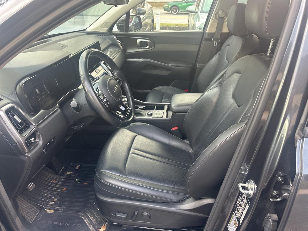 used 2023 Kia Sorento car, priced at $21,899