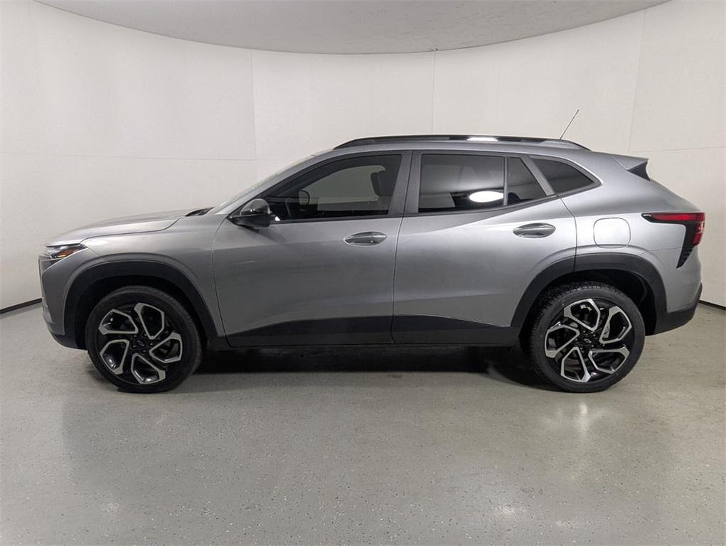 used 2025 Chevrolet Trax car, priced at $19,900