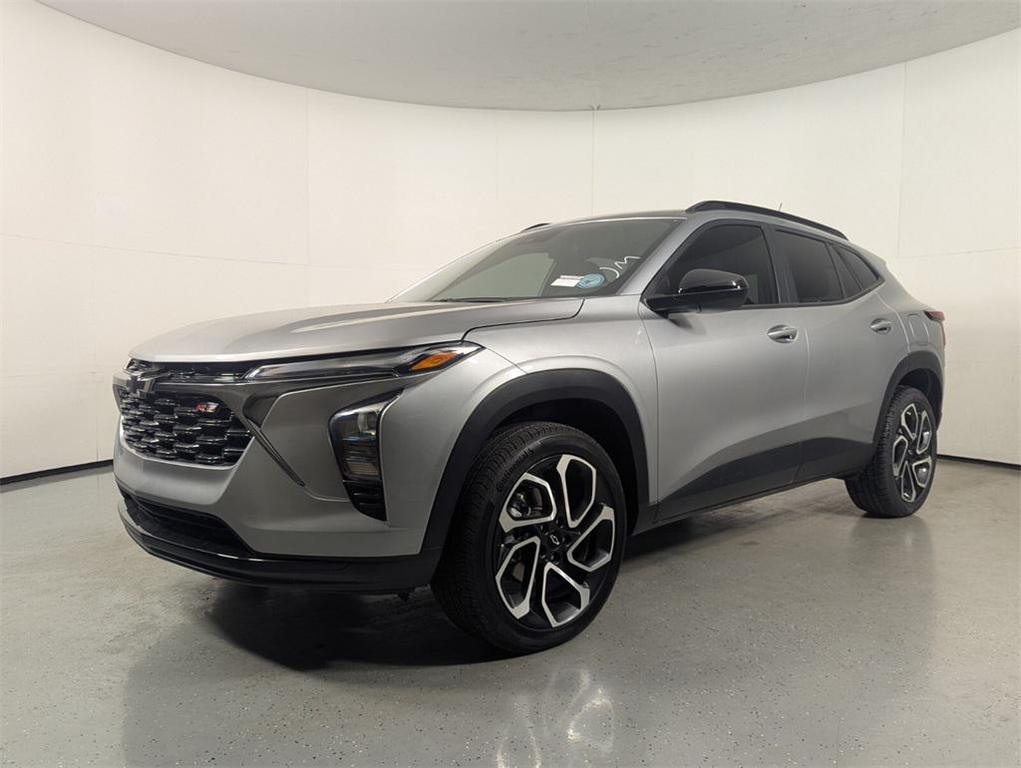 used 2025 Chevrolet Trax car, priced at $19,900