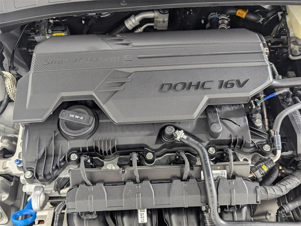 new 2025 Hyundai Elantra car, priced at $18,900