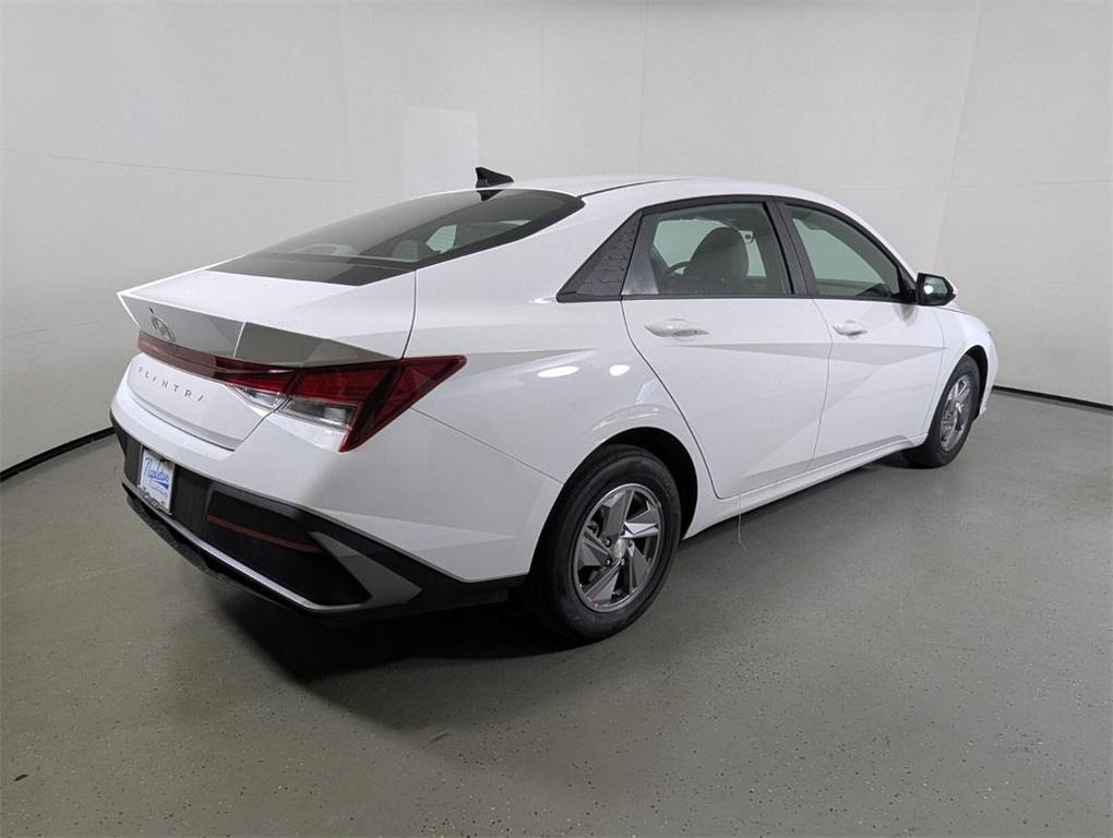 new 2025 Hyundai Elantra car, priced at $18,900