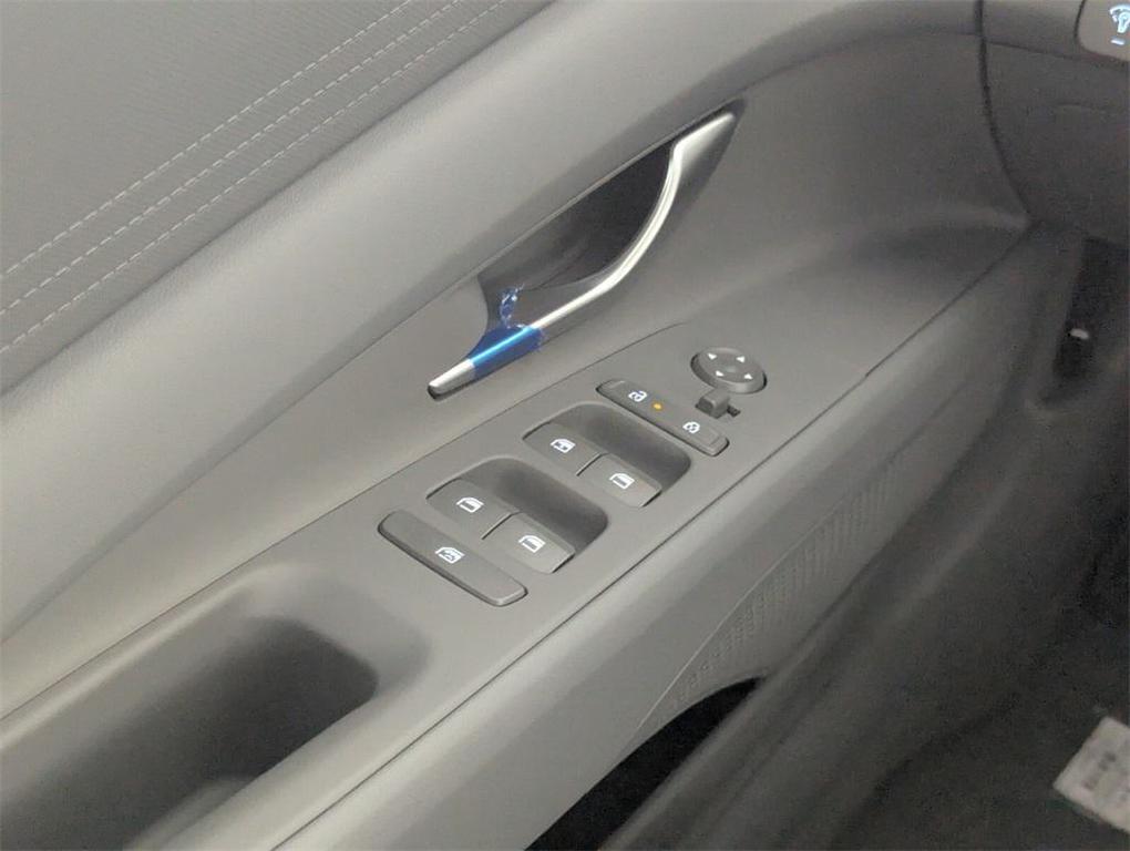 new 2025 Hyundai Elantra car, priced at $18,900