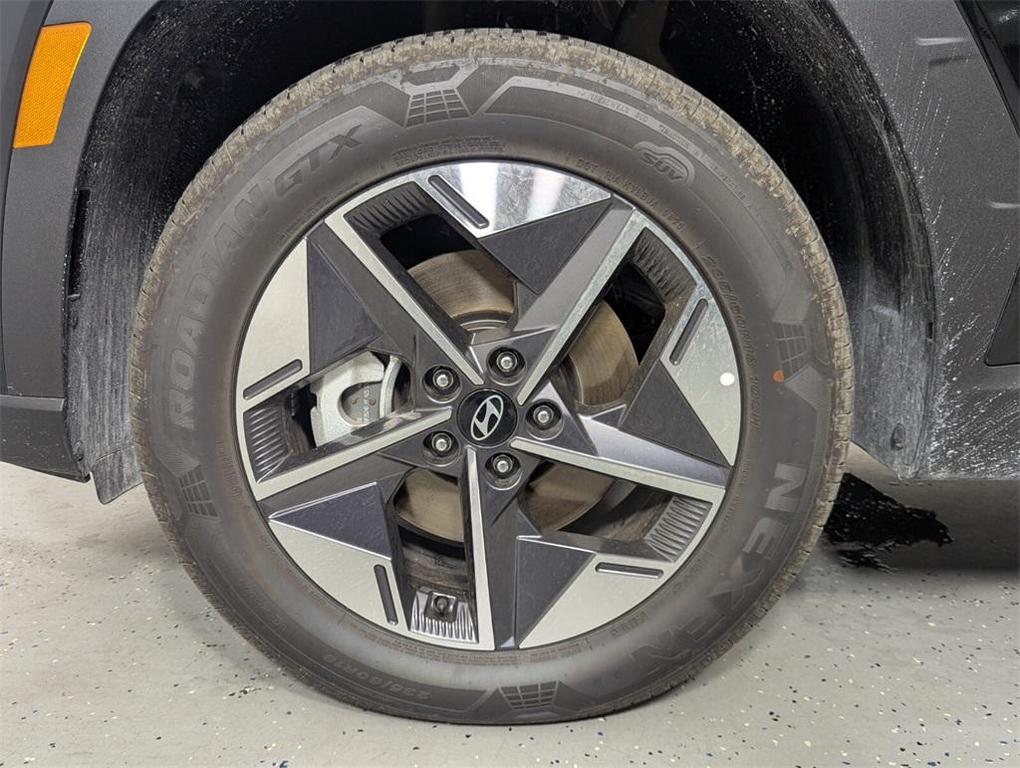 new 2025 Hyundai TUCSON Hybrid car, priced at $35,796