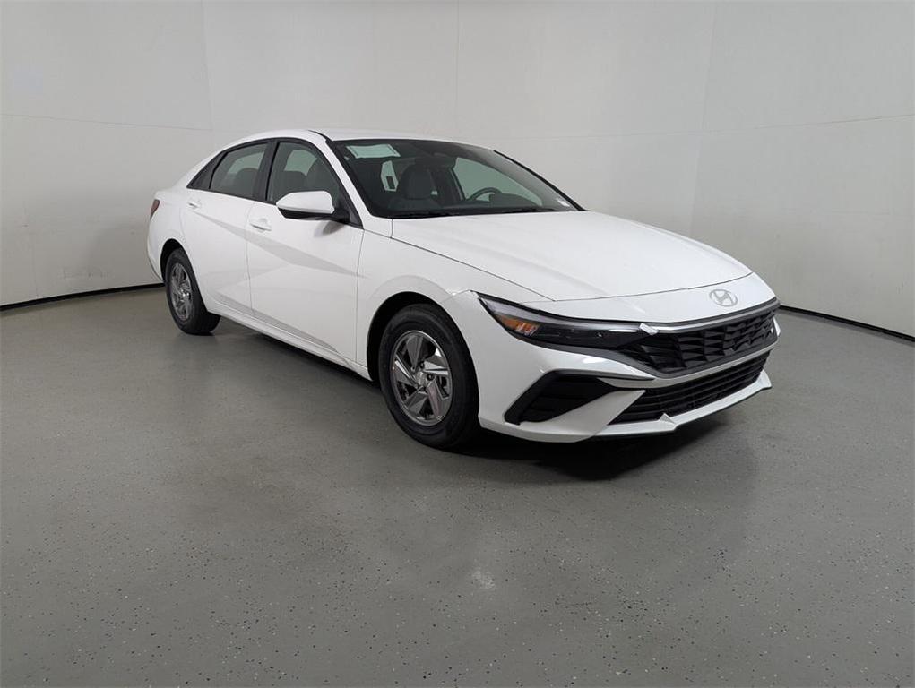 new 2025 Hyundai Elantra car, priced at $18,900