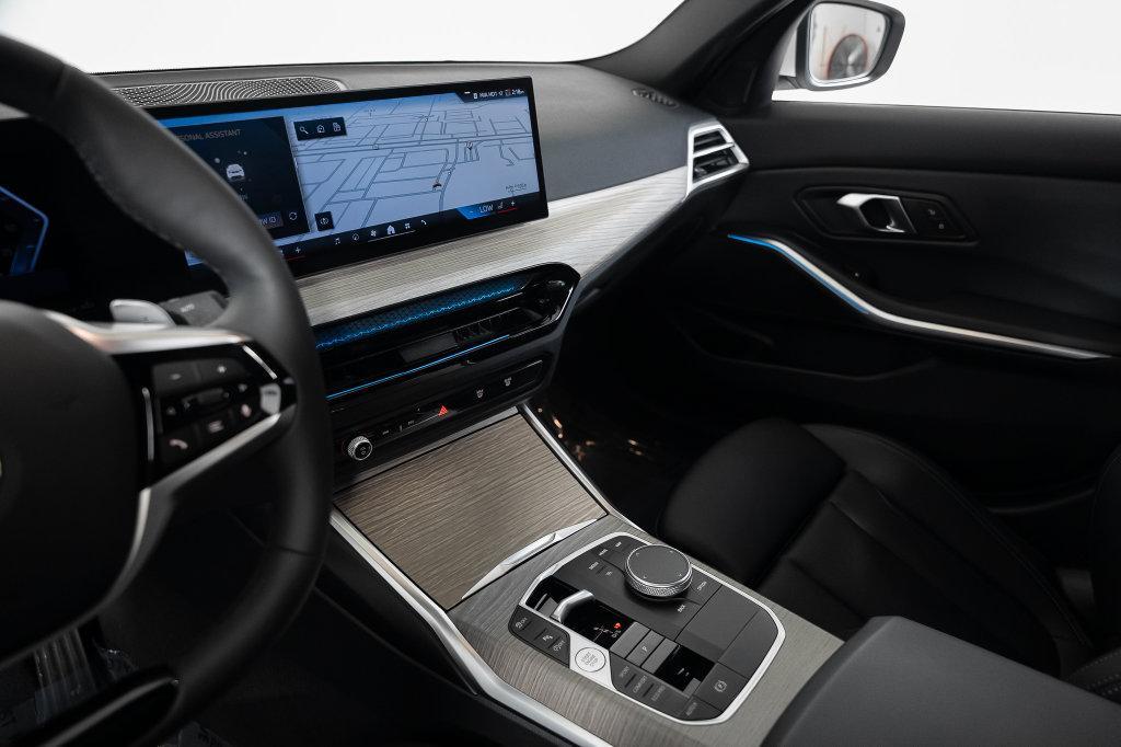 BMW 3 Series view 27