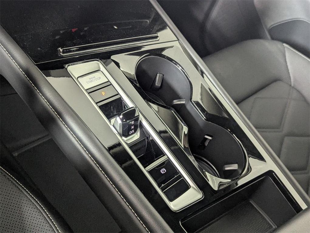 used 2025 Volkswagen Atlas car, priced at $31,500