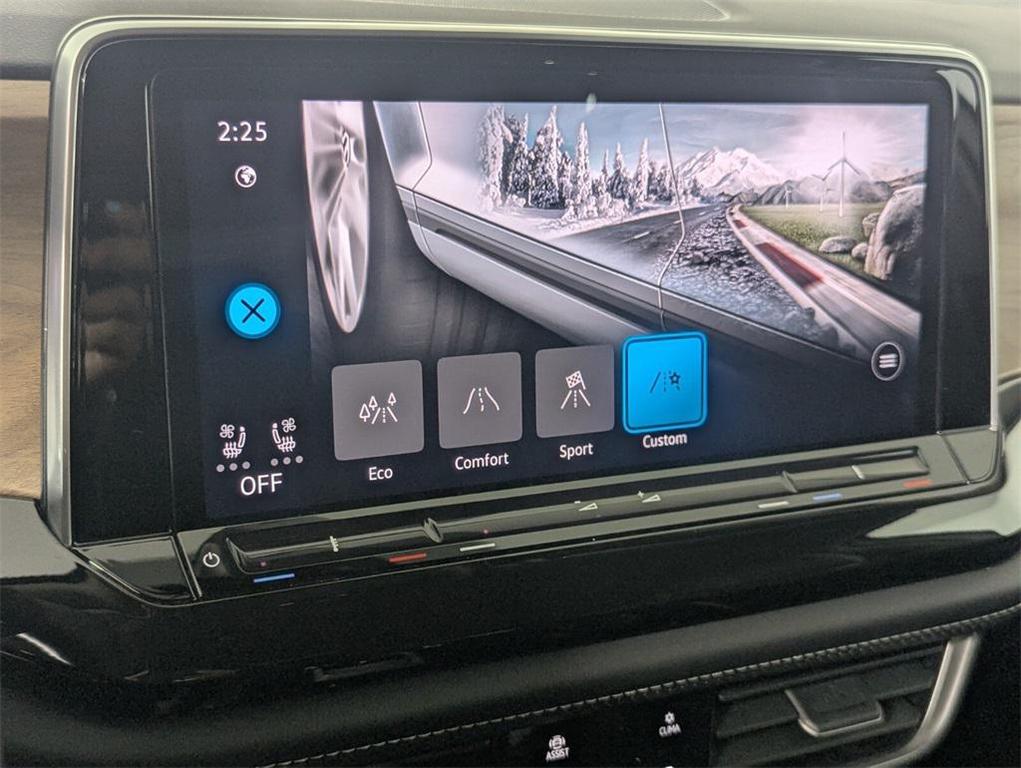 used 2025 Volkswagen Atlas car, priced at $31,500